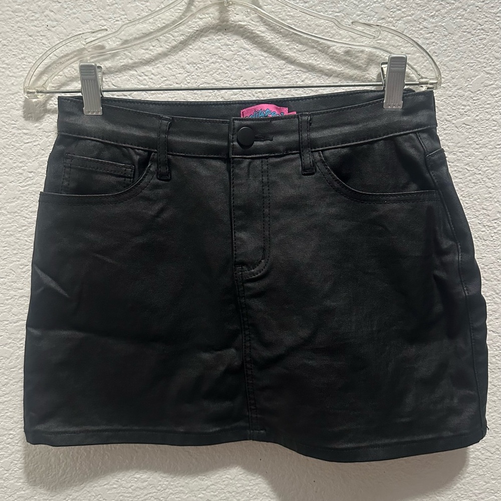 Edikted faux leather mini skirt M